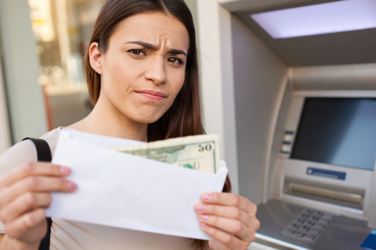 כמה כסף אפשר להפקיד בבנק מבלי שישאלו שאלות